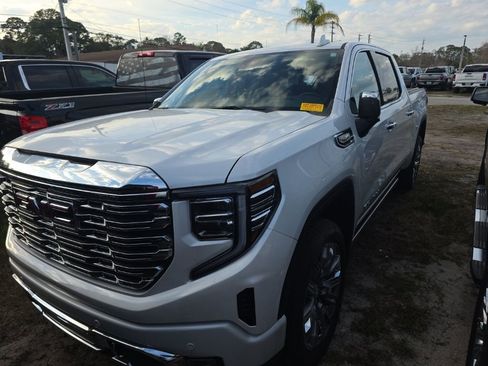 Certified 2024 GMC Sierra 1500 Denali w/ Denali Reserve Package image 1