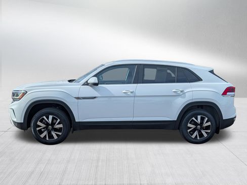 Used 2023 Volkswagen Atlas Cross Sport SE AWD/4WD image 4