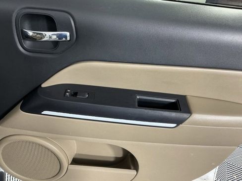 Used 2015 Jeep Patriot Limited w/ Sun/Sound Group image 13