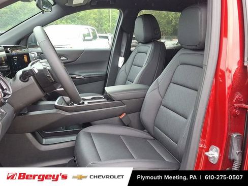 New 2026 Chevrolet Equinox LT w/ Convenience Package II image 7