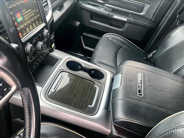 Used 2017 RAM 1500 Limited RWD image 15