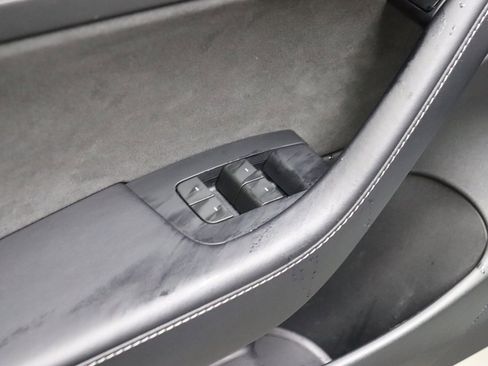 Used 2022 Tesla Model 3 image 31