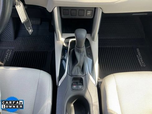 Used 2022 Toyota Corolla Cross L AWD/4WD image 26