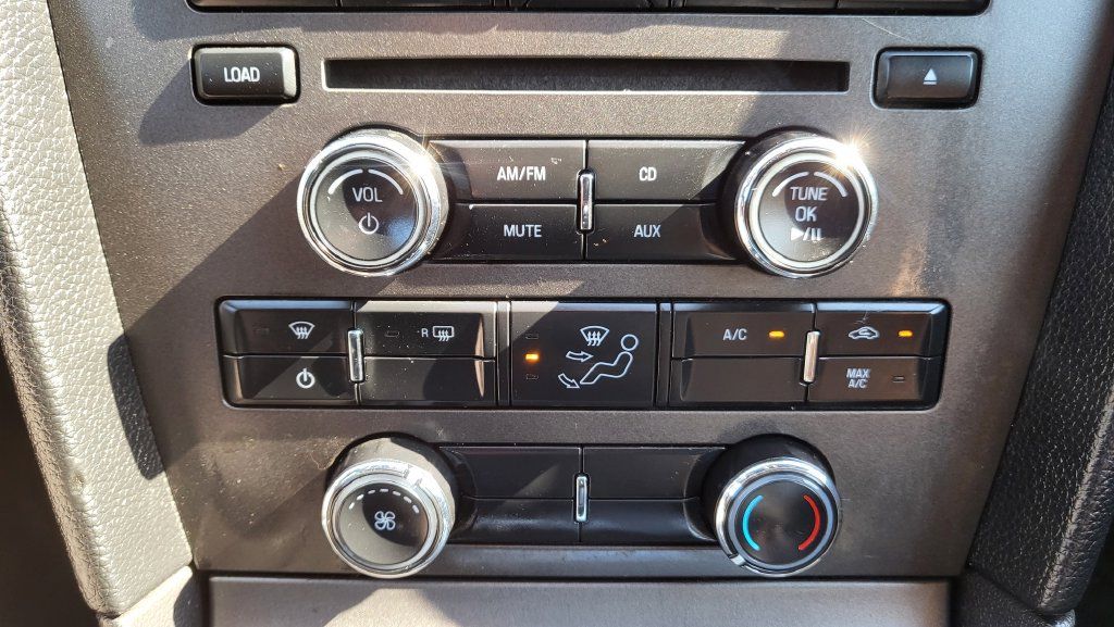 Used 2014 Ford Mustang Convertible RWD image 30