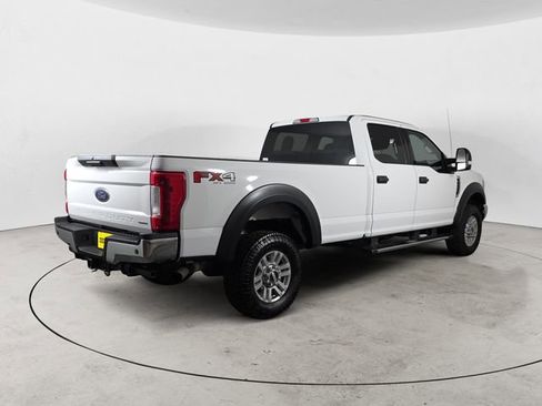 Used 2018 Ford F350 XLT w/ XLT Value Package image 5