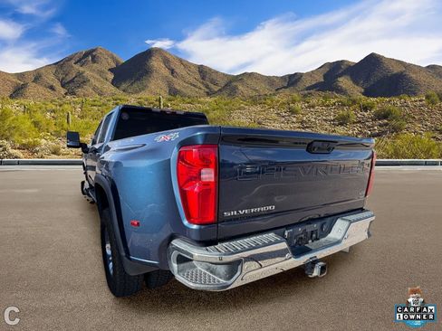 Used 2020 Chevrolet Silverado 3500 LTZ w/ Technology Package AWD/4WD image 3