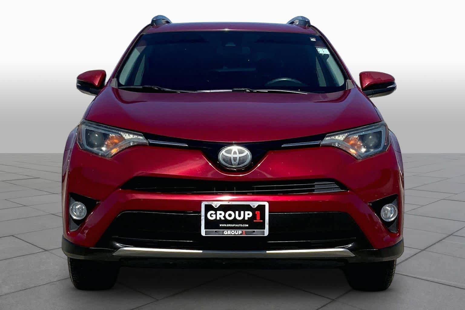Used 2018 Toyota RAV4 XLE FWD image 4