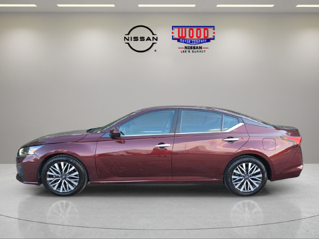 Used 2023 Nissan Altima 2.5 SV FWD image 4