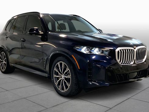 New 2026 BMW X5 xDrive50e image 2