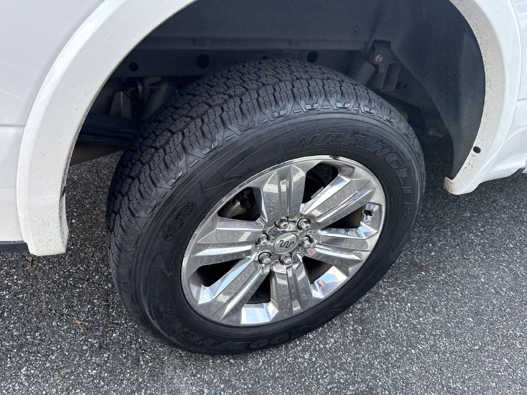Used 2019 Ford F150 King Ranch w/ Equipment Group 601A Luxury AWD/4WD image 20