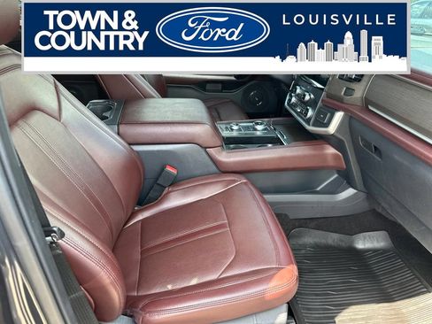 Used 2022 Ford Expedition Limited AWD/4WD image 25