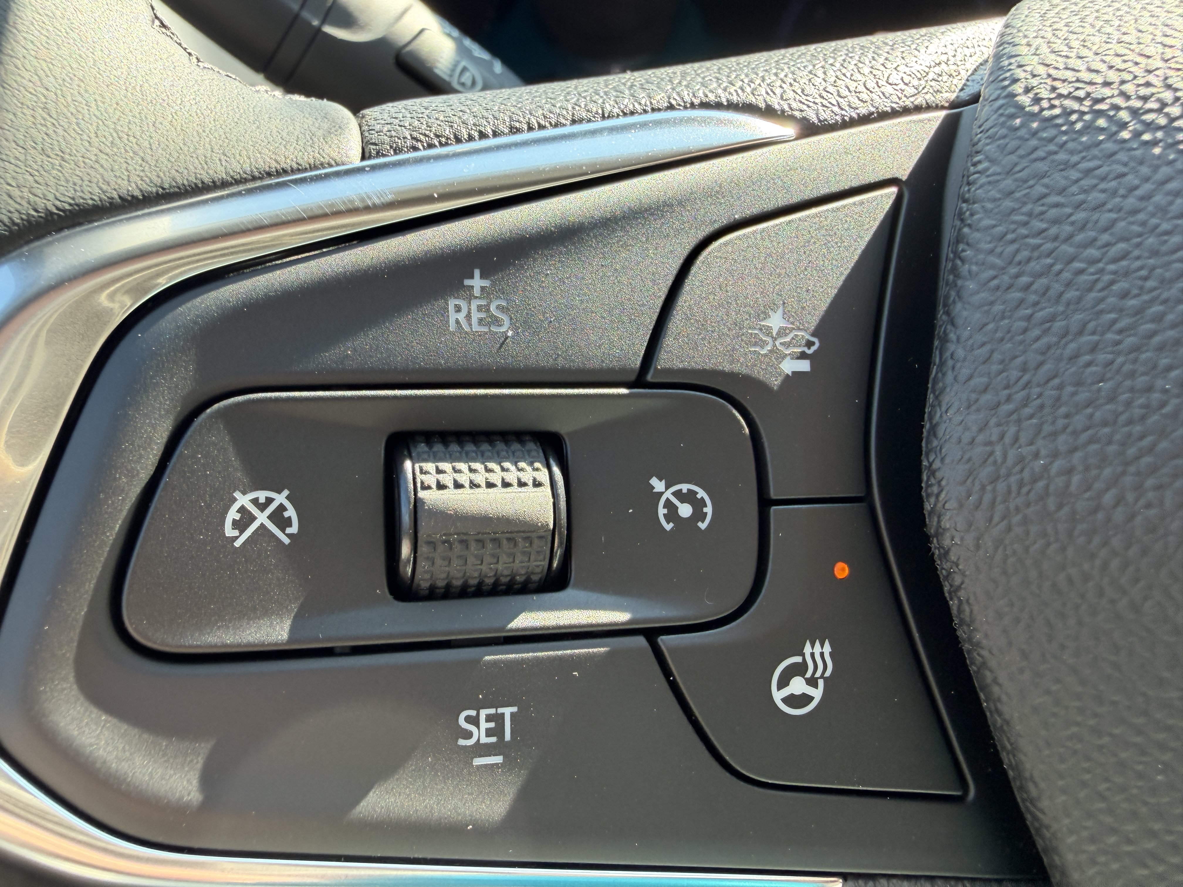 New 2026 Chevrolet Trax LT w/ Driver Confidence Package FWD image 18