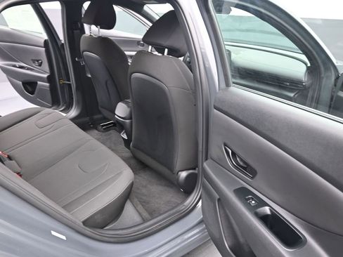 Certified 2025 Hyundai Elantra Sport image 24