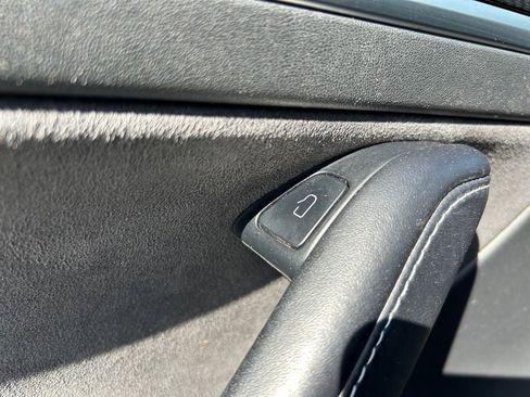 Used 2023 Tesla Model 3 Standard Range image 45