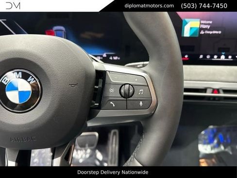 Used 2026 BMW iX xDrive60 w/ M Sport Package AWD/4WD image 29