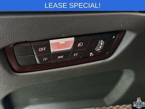 Used 2025 BMW 330i xDrive Sedan w/ Premium Package image 14