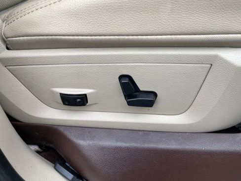 Used 2015 RAM 1500 Laramie w/ Convenience Group image 34