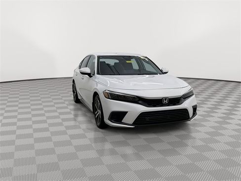 Used 2023 Honda Civic LX image 2