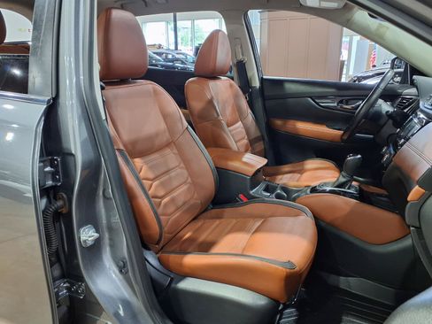 Used 2018 Nissan Rogue SL w/ Premium Package AWD/4WD image 23