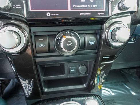 Used 2024 Toyota 4Runner TRD Off-Road image 23