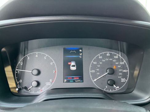 Used 2025 Toyota Corolla LE image 40