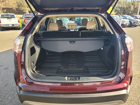 Certified 2024 Ford Edge SEL w/ Cargo Accessory Package image 8