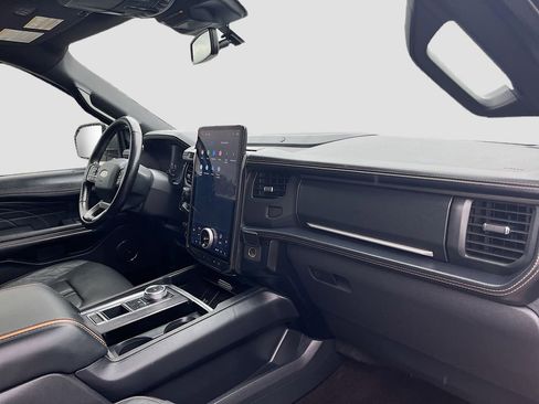 Used 2023 Ford Expedition Max Platinum RWD image 32