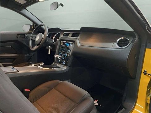 Used 2011 Ford Mustang GT w/ Security Pkg image 61