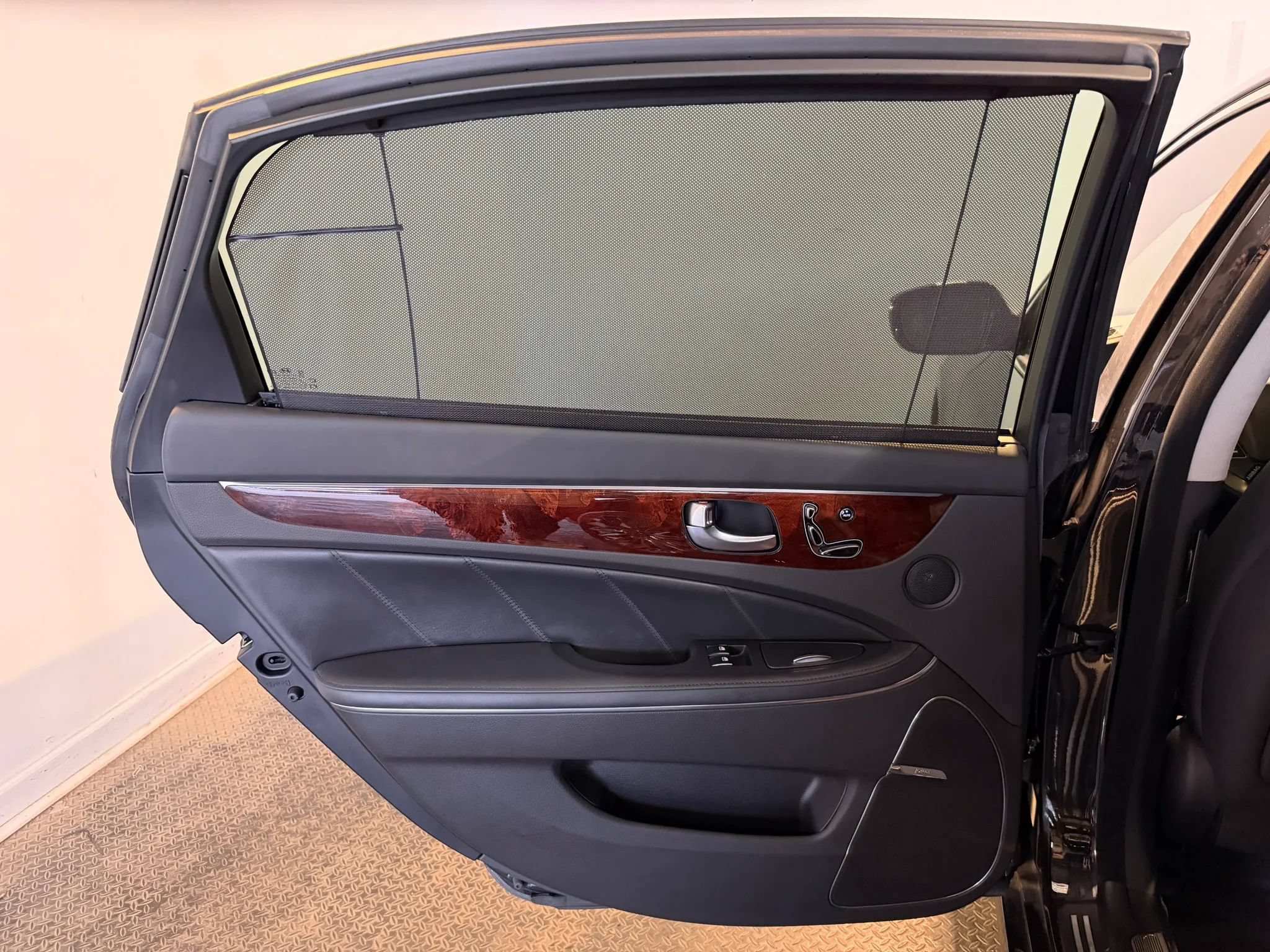 Used 2016 Hyundai Equus Ultimate RWD image 36