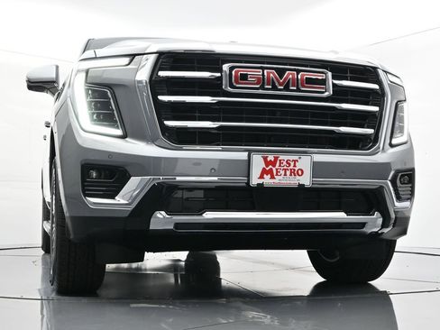 New 2026 GMC Yukon XL Elevation w/ Elevation Premium Package AWD/4WD image 31