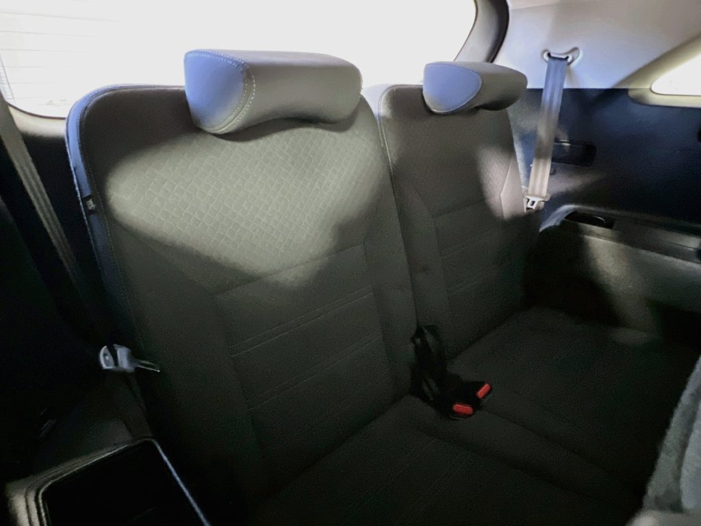 Used 2018 Kia Sorento FWD V6 image 26