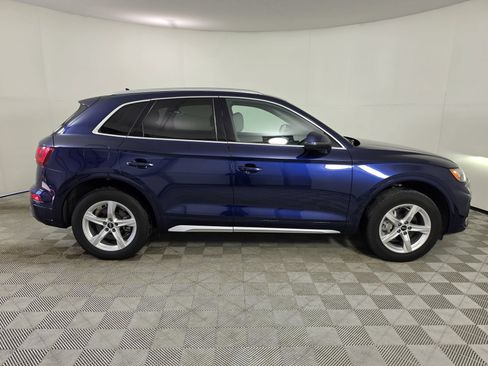 Used 2024 Audi Q5 Premium w/ Convenience Package AWD/4WD image 8