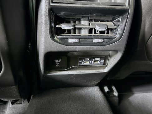 Used 2023 Jeep Grand Cherokee Altitude AWD/4WD image 29