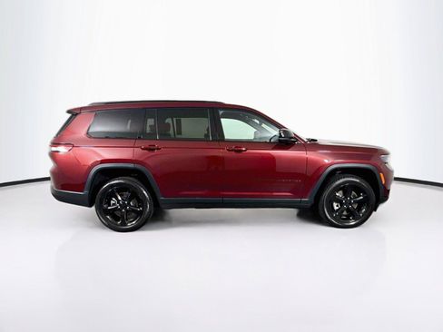 Used 2024 Jeep Grand Cherokee L Altitude AWD/4WD image 10
