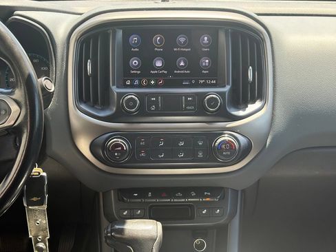 Used 2019 Chevrolet Colorado Z71 AWD/4WD image 13
