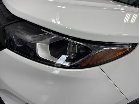 Used 2021 Chevrolet Equinox LT image 6