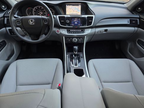 Used 2014 Honda Accord EX-L image 18