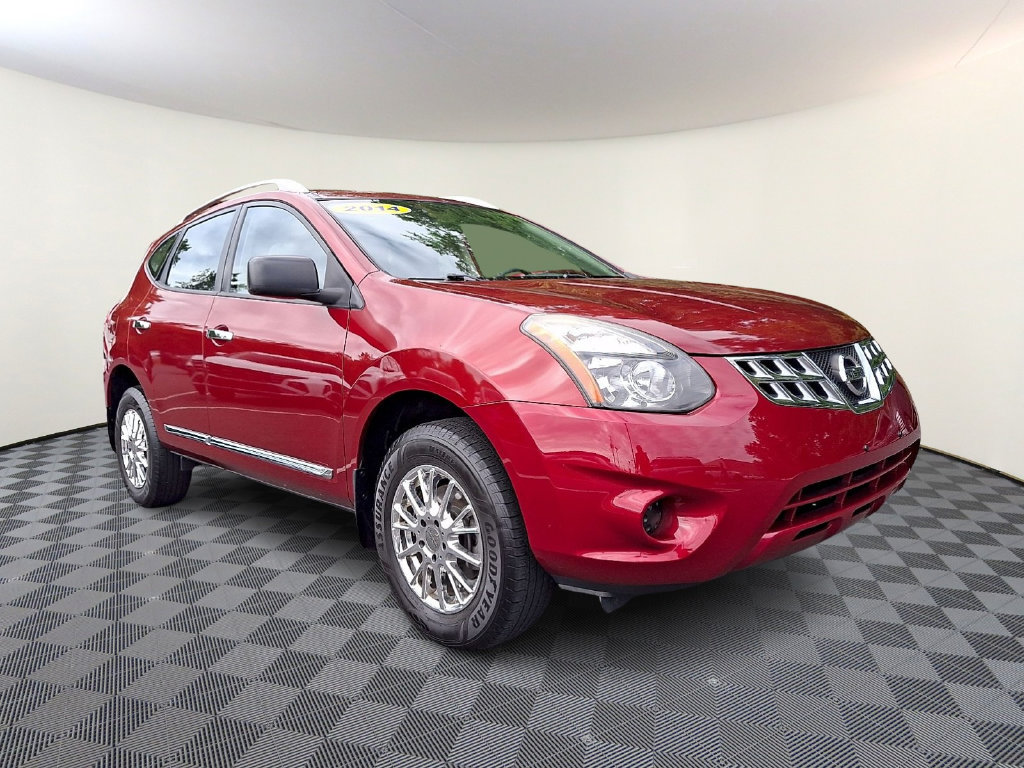 Used 2014 Nissan Rogue S w/ Convenience Package AWD/4WD image 1