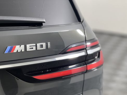 Used 2023 BMW X7 M60i w/ Executive Package image 12