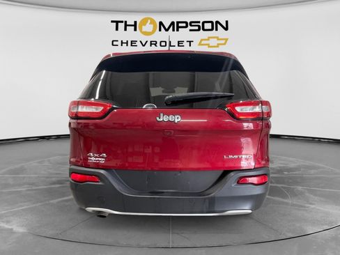 Used 2017 Jeep Cherokee Limited AWD/4WD image 4