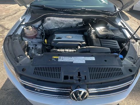 Used 2015 Volkswagen Tiguan R-Line image 34