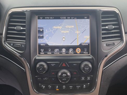 Used 2017 Jeep Grand Cherokee Limited w/ Luxury Group II image 31