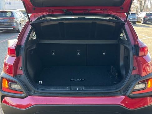 Used 2021 Hyundai Kona SEL w/ Cargo Package image 7