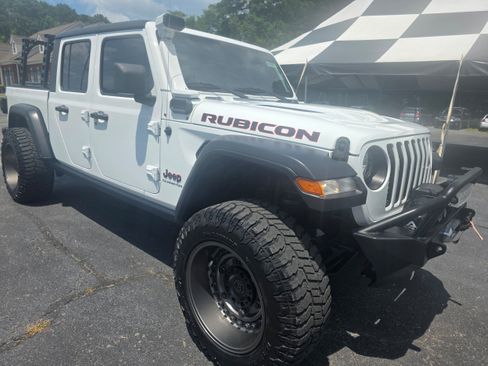 Used 2020 Jeep Gladiator Rubicon AWD/4WD image 3