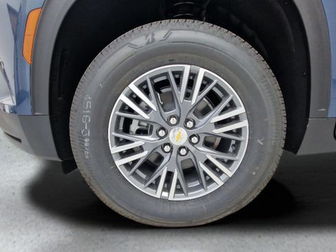 New 2026 Chevrolet Traverse LT w/ Driver Confidence Package image 32