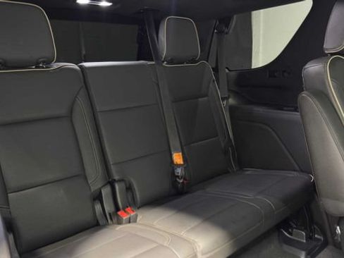 Used 2021 GMC Yukon SLT w/ Rear Media and Nav Package RWD image 19