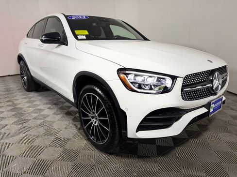 Used 2023 Mercedes-Benz GLC 300 4MATIC Coupe image 9