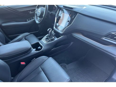 Used 2022 Subaru Outback Limited image 18