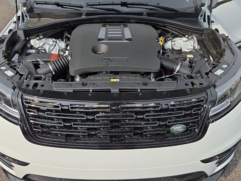 New 2026 Land Rover Range Rover Velar Dynamic SE image 29