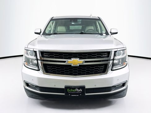 Used 2018 Chevrolet Suburban LT AWD/4WD image 2
